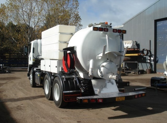 Trang thiết bị hiện đại của rút hầm cầu quận 9 giá rẻ Hưng Phát